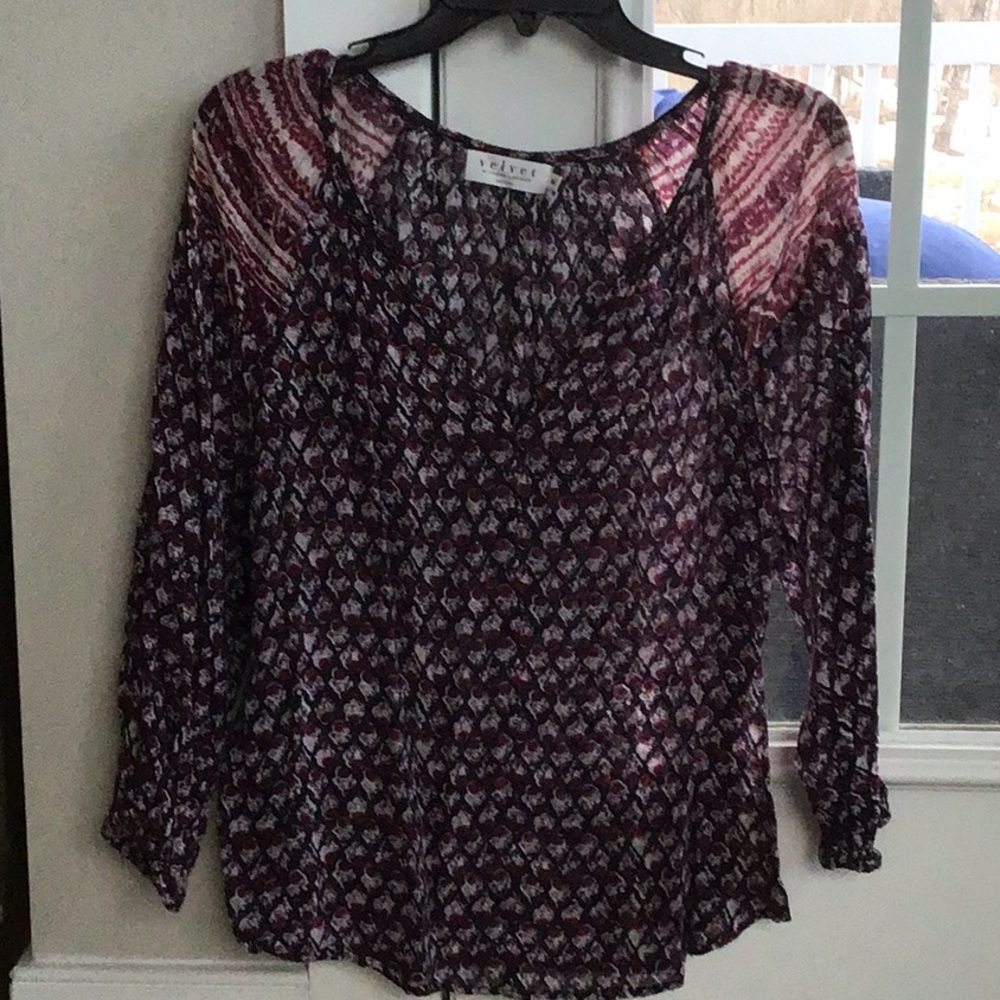 Velvet by Graham & Spencer sheer top. Size M.